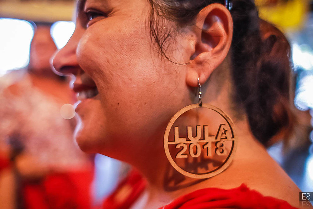 Fotógrafo Estanislao Santos - Estanislao Santos fotógrafo | Registro fotográfico: Lula con simpatizantes en Brasil